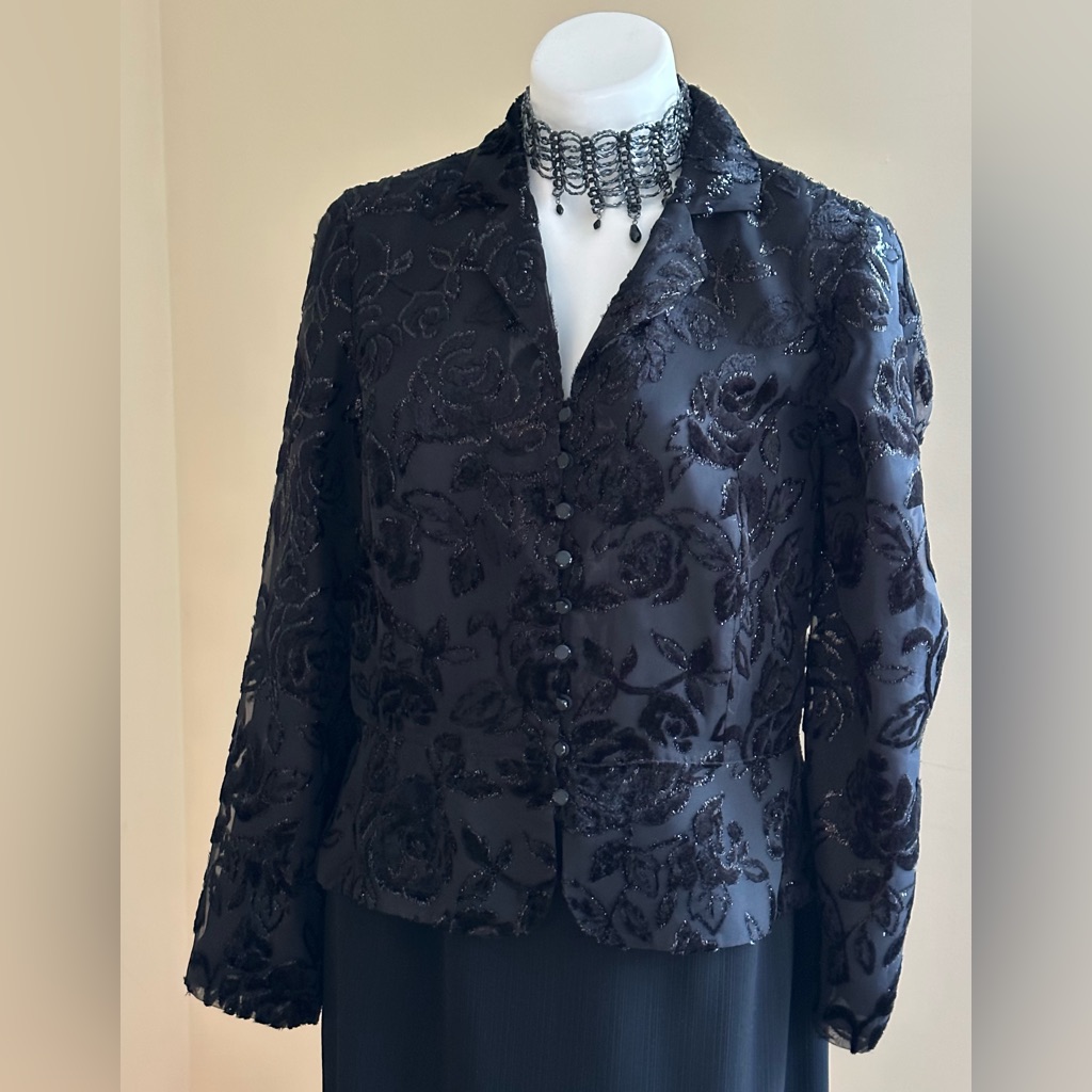 Talbots Vintage Black Crpe-A- Georgette Floral Fancy Design Light Blaze